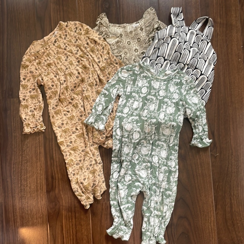 KATE QUINN bundle 12-18 months